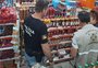 Polícia e prefeitura fazem fiscalização em mercados de Viamão após casos de suspeita de contaminação em molhos de tomate