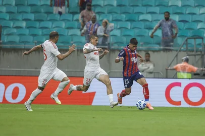 SALVADOR, BA, BRASIL, 22-10-2025: Bahia vs Internacional na Arena Fonte Nova, em Salvador, pelo Campeonato Brasileiro Série A 2025. Foto: Rafael Rodrigues/EC Bahia<!-- NICAID(16151963) -->
