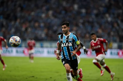 PORTO ALEGRE, RS, BRASIL, 08/03/2025- Gre-Nal 445: Grêmio e Inter se enfrentam pelo jogo de ida da final do Gauchão na Arena. Foto: Renan Mattos / Agencia RBS<!-- NICAID(15991493) -->