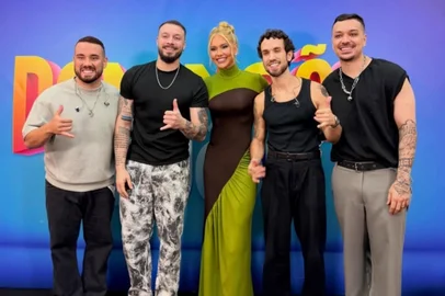 Virgínia Fonseca e Grupo Chocolate no Domingão com Huck.<!-- NICAID(16225031) -->