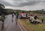 Carro capota após ser atingido por caminhão na BR-386, em Sarandi