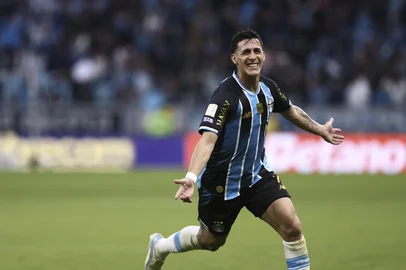 PORTO ALEGRE, RS, BRASIL, 08-08-2026: Grêmio x São Paulo, partida válida pela 22ª rodada do Campeonato Brasileiro 2026. O jogo ocorre na Arena, em Porto Alegre. Foto: Bruno Todeschini/Grupo RBSIndexador: Bruno Todeschini<!-- NICAID(16342988) -->