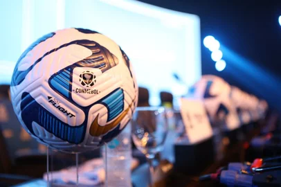 Conmebol, bola