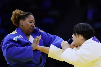 Beatriz Souza, Akira Sone, judô