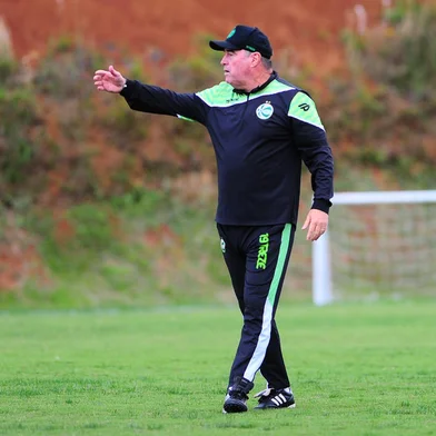 CAXIAS DO SUL, RS, BRASIL, 17/04/2023. Treino do Juventude no Centro de Formação de Atletas e Cidadãos (Cfac) - o Ju está disputando a série B do Campeonato Brasileiro. Na foto, técnico Pintado. (Porthus Junior/Agência RBS)Indexador:                                 <!-- NICAID(15405236) -->