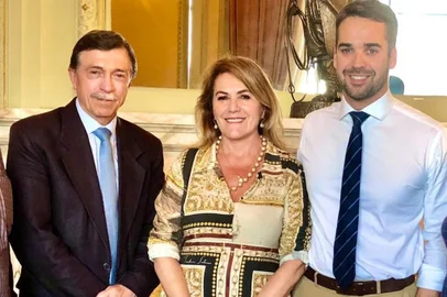 Adiló Didomenico, Paula Ioris e Eduardo Leite (foto de 2019)<!-- NICAID(14713609) -->