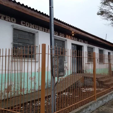 Reforma no Centro Comunitário do bairro Santa Fé em Caxias<!-- NICAID(15498948) -->