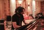 Músico bento-gonçalvense Rafael Vignatti lança clipes do projeto "Mosaico de Memórias"