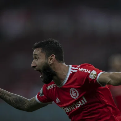 Brazil's Internacional midfielder Gabriel Boschilia celebrates after scoring against Colombia's America de Cali during their closed-door Copa Libertadores group phase football match at the Beira Rio stadium in Porto Alegre, Brazil, on September 16, 2020, amid the COVID-19 novel coronavirus pandemic. (Photo by Liamara POLLI / POOL / AFP)Editoria: SPOLocal: Porto AlegreIndexador: LIAMARA POLLISecao: soccerFonte: POOLFotógrafo: STR<!-- NICAID(14593938) -->