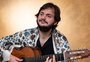 "A fama é puro conto", diz Yamandu Costa, que celebra 45 anos com show em Porto Alegre
