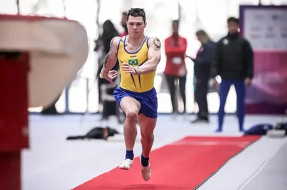 Gaspar Nóbrega / COB/Divulgação Yuri Guimarães, ginástica artística