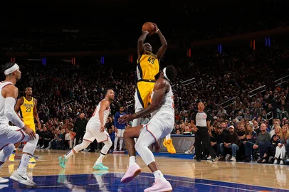 NEW YORK, NY - MAY 23: Pascal Siakam #43 of the Indiana Pacers shoots the ball during the game against the New York Knicks during Game 2 of the 2025 Eastern Conference Finals on May 23, 2025 at Madison Square Garden in New York City, New York. NOTE TO :  expressly acknowledges and agrees that, by ing and or using this photograph,  is consenting to the  and conditions of the Getty Images License Agreement. Mandatory Copyright Notice: Copyright 2025 NBAE   Jesse D. Garrabrant/NBAE via Getty Images/AFP (Photo by Jesse D. Garrabrant / NBAE / Getty Images / Getty Images via AFP)<!-- NICAID(16045008) -->