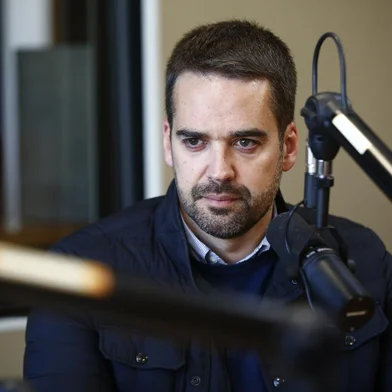 Porto Alegre, RS, BrasilEntrevista com candidato ao governo do estado, Eduardo Leite, no estúdio da Rádio Gaúcha.<!-- NICAID(15215196) -->