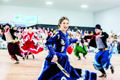 Alissar Naser é uma brasiliense apaixonada pela música e dança gaúchas  Crédito: arquivo pessoal<!-- NICAID(16128293) -->