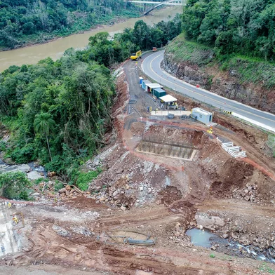 BENTO GONÇALVES, RS, BRASIL, 10/06/2025. Um ano de obras na BR470. (Neimar De Cesero/Agência RBS)<!-- NICAID(16056498) -->
