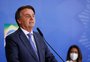 "Quem nunca contou uma mentirinha para a namorada?", diz Bolsonaro sobre fake news