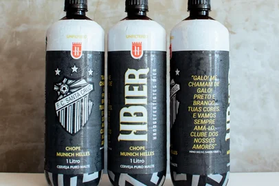 A Cervejaria HBier, de Santa Cruz do Sul, está produzindo 3 mil litros de cerveja em parceria com o Futebol Clube Santa Cruz.<!-- NICAID(16254495) -->