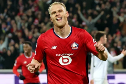 Mitchel Bakker, futebol, Lille