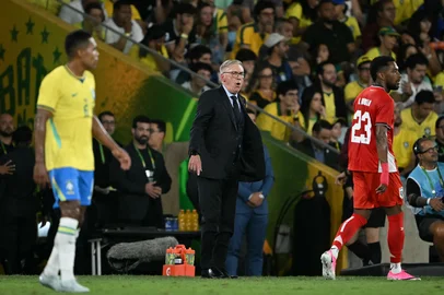 Brazil's Italian head coach Carlo Ancelotti gestures during the international friendly football match between Brazil and Panama at the Maracana stadium in Rio de Janeiro, Brazil on May 31, 2026. (Photo by Mauro PIMENTEL / AFP)Editoria: SPOLocal: Rio de JaneiroIndexador: MAURO PIMENTELSecao: soccerFonte: AFPFotógrafo: STF<!-- NICAID(16297286) -->
