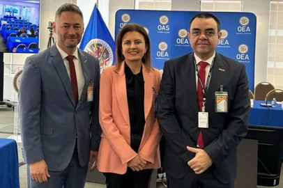 Vice-diretor da Ajuris, Daniel Neves Pereira, diretora da Escola da AJURIS, Clarissa Costa de Lima, e presidente da Ajuris, Cristiano Vilhalba Flores<!-- NICAID(16017361) -->
