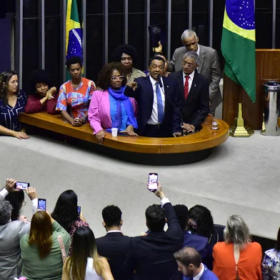 Câmara aprova projeto que torna Consciência Negra feriado nacional<!-- NICAID(15612561) -->