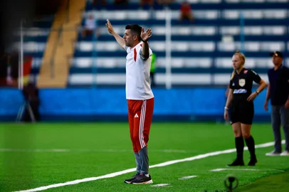 Jeff Botega / Agencia RBS Porto Alegre, RS, Brasil - Campeonato Gaúcho 2026. Chegada do Internacional do Estádio Francisco Noveletto, o Passo D’Areia, para enfrentar o Monsoon.<!-- NICAID(16204993) -->