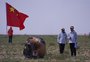 Sonda chinesa retorna à Terra com amostras do lado oculto da Lua