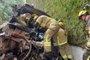 Homem morre e outro fica  ferido após caminhão carregado com máquinas cair de ponte entre Caxias do Sul e São Marcos<!-- NICAID(15657329) -->