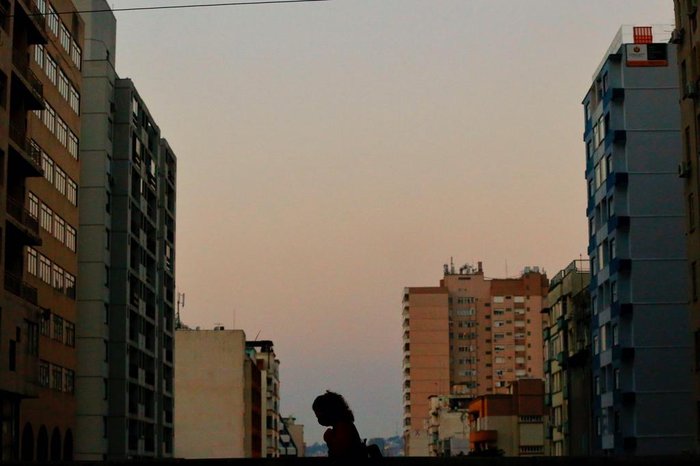 Na sexta-feira, o tempo muda e há risco de trovoadas e ventania inclusive na Capital