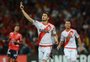 Sem jogar desde abril, Alario chega recuperado ao Inter