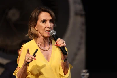 Secretária estadual da Educação, Raquel Teixeira, em reunião almoço da Granpal<!-- NICAID(16007090) -->