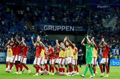 PORTO ALEGRE, RS, BRASIL, 01-03-2026: GreNal 450. Grêmio e Internacional se enfrentam na Arena pela jogo do ida da final do Gauchão de Futebol 2026. Fotos: Jefferson Botega/Agencia RBS<!-- NICAID(16236064) -->