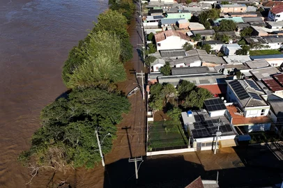 PORTO ALEGRE, RS, BRASIL, 24-06-2025: Cheia do Guaíba atinge região das ilhas. Após semana de chuvas nível do Guaíba chega a 3,28m. Foto Duda Fortes/Agencia RBS<!-- NICAID(16066370) -->
