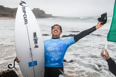 Samuel Pupo, surfe