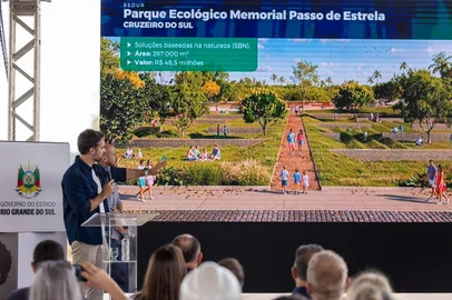 Mauricio Tonetto / Divulgação Eduardo Leite autoriza início das obras do Parque Ecológico Memorial Passo de Estrela, em Cruzeiro do Sul<!-- NICAID(16348640) -->