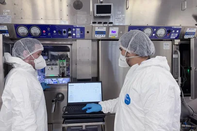 Radiofármaco florbetabeno, fabricado e utilizado no Instituto do Cérebro do Rio Grande do Sul (InsCer) para realização de exame do tipo PET-CT que possibilita diagnóstico mais preciso sobre doença de Alzheimer. Na foto, Centro de Produção de Radiofármacos do InsCer<!-- NICAID(15078165) -->