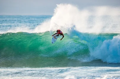 yago Dora, surfe