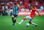 Carballo diz que jogou Gre-Nal com dor e revela pedido de liberação da seleção para tratar púbis