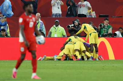 Ghana's midfielder #03 Caleb Yirenkyi (unseen) celebrates with teammates scoring his team's first goal during the 2026 World Cup Group L football match between Ghana and Panama at the Toronto Stadium in Toronto on June 17, 2026.  (Photo by Cole Burston / AFP)<!-- NICAID(16308949) -->