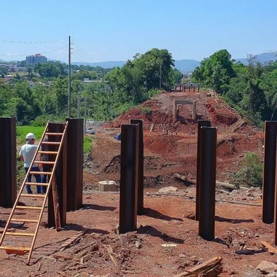 Ponte entre Arroio do Meio e Lajeado está sendo reconstruída na RS-130