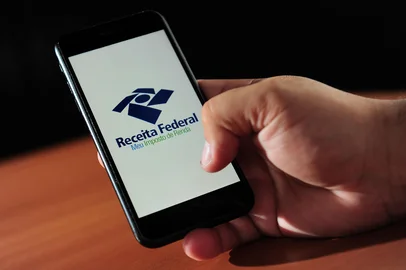 CAXIAS DO SUL, RS, BRASIL, 10/03/2023. Fotos para ilustrar matéria sobre a declaração do imposto de renda. (Bruno Todeschini/Agência RBS)Indexador: BTK<!-- NICAID(15371711) -->