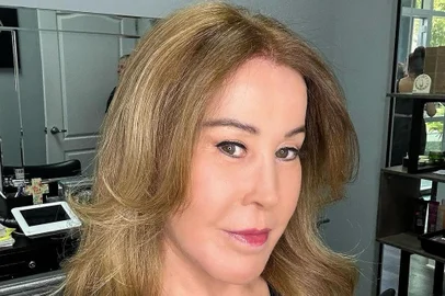 Zilu Godoi trocou acusações com o ex-cunhado, Wellington Camargo, nas redes sociais.<!-- NICAID(15631738) -->