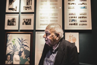 PORTO ALEGRE, RS, BRASIL - 01/08/2019Luis Fernando Verissimo visita o espaço em sua homenagem na Casa Cor RS. Escritor foi inspiração para ambiente "A Sala do Luis", projetado pela arquiteta Izabela Pagani.Indexador: Jeff Botega<!-- NICAID(14189390) -->