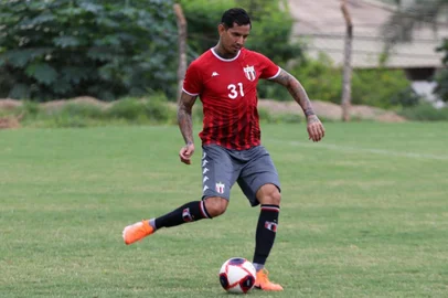 Juventude encaminha contratação de zagueiro Victor Ramos<!-- NICAID(14784433) -->