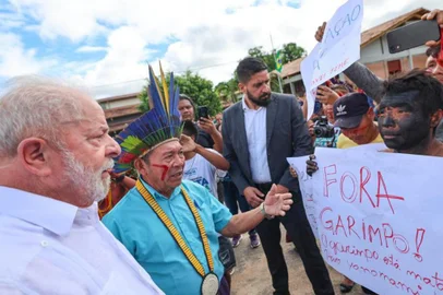 Lula visita Indígenas Yanomami<!-- NICAID(15328009) -->