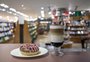 Book Hall reúne gastronomia e literatura em tradicional shopping da Capital 