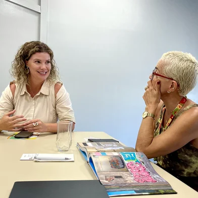 A secretária da Cultura de Caxias do Sul, Tatiane Frizzo, foi a Porto Alegre nesta terça-feira (21/01) para um encontro com Liliana Cardoso, secretária de Cultura e Economia Criativa da Capital e, também, Beatriz Araujo, secretária de Cultura do Estado.<!-- NICAID(15958424) -->