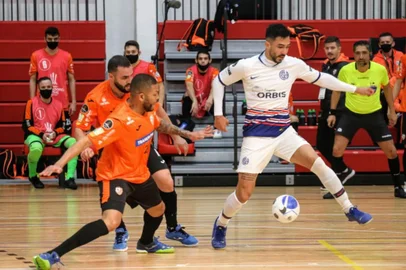 ACBF vence San Lorenzo pela Libertadores<!-- NICAID(14785243) -->