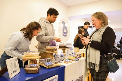 Feira Bêrga<!-- NICAID(16342187) -->