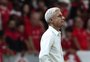 Após empate no Gre-Nal, Luís Castro admite pressão no Grêmio: "Estamos desconfiados de nós mesmos" 